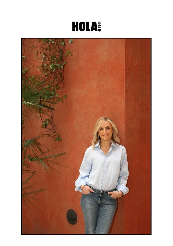 Hola - veronicamimoun