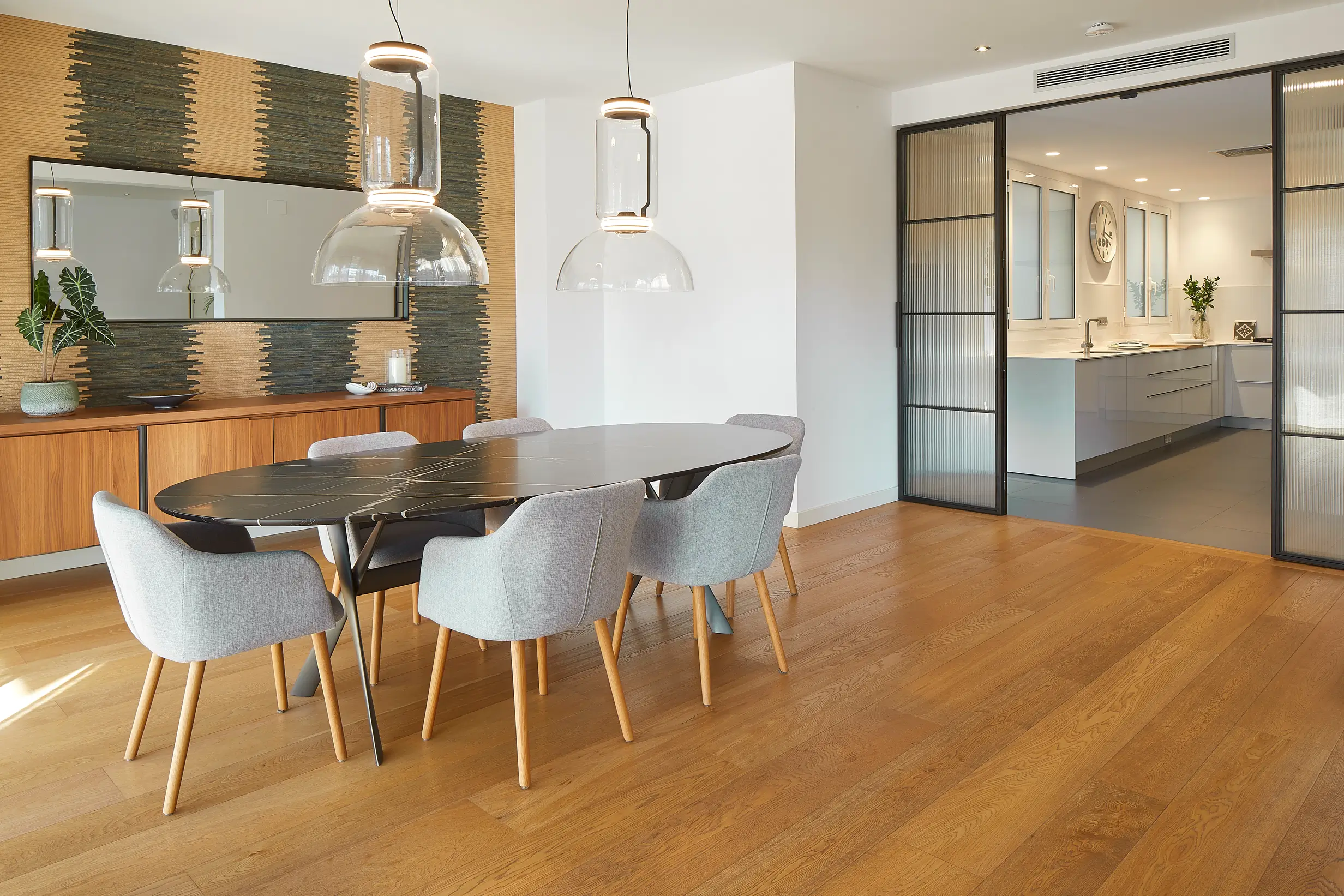 Turo Park 13 comedor mesa lampara cocina barcelona veronica mimoun