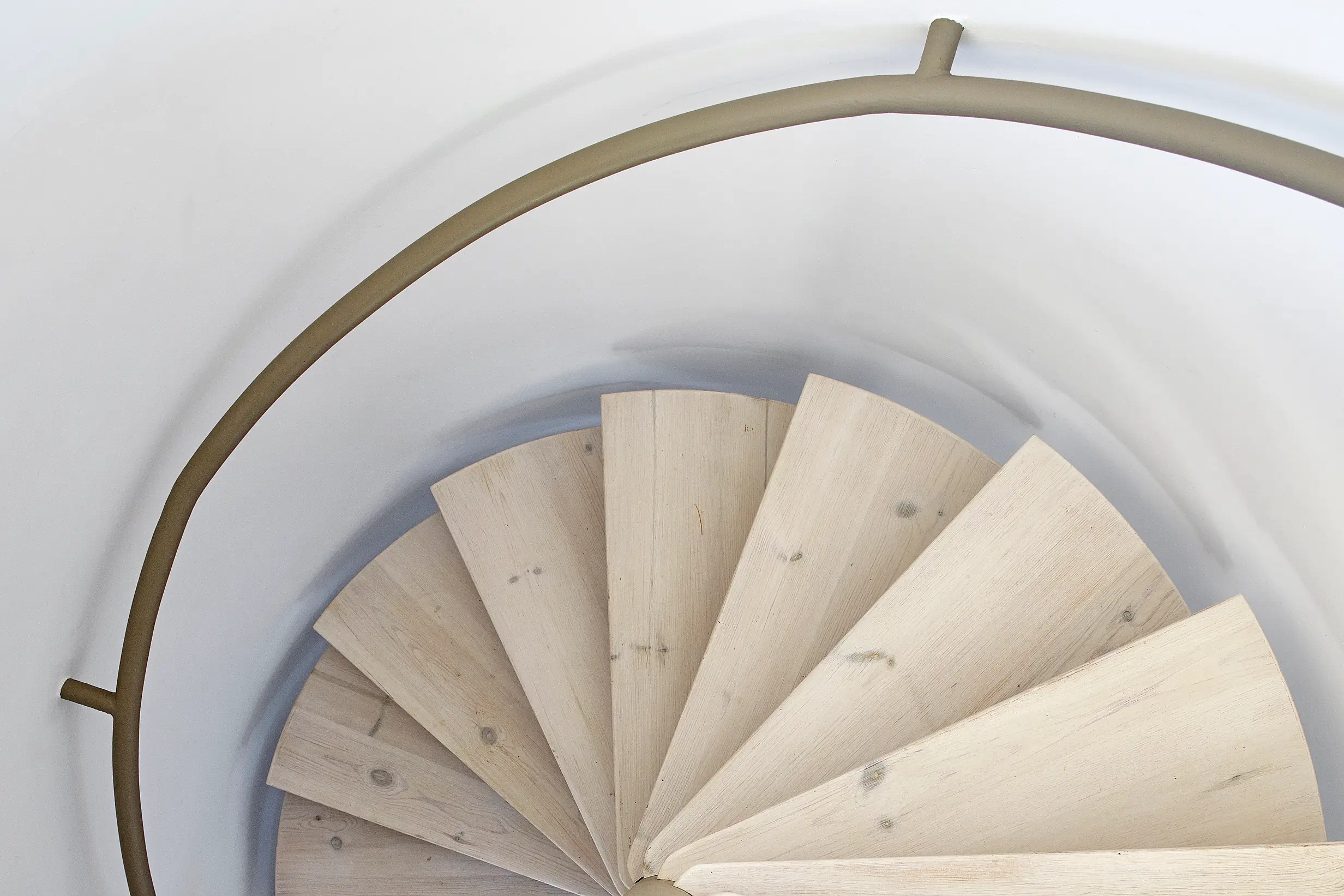 costa brava 38 salon escalera azul mar mediterraneo verano veronica mimoun