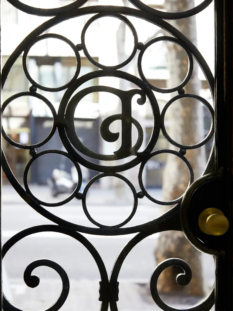 Barcelona 16 eixample modernismo interiorismo veronica mimoun