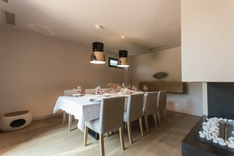 esplugues-28-comedor-interiorismo-veronica-mimoun